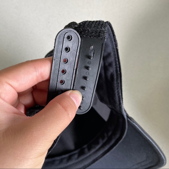 black adidas cap - Picture 3 of 3